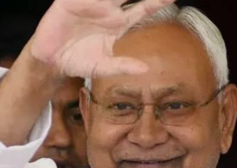 नीतीश के इस्तीफे पर भावुक हुए विधान परिषद अध्यक्ष, बोले, बिहार ने खो दिया आज अपना एक युग