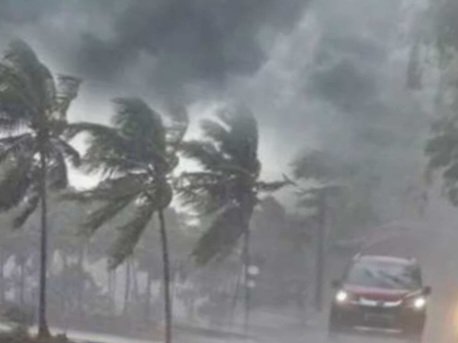 आसमान से आफत—तूफान, ओले और 70 किमी/घंटा हवाओं का कहर