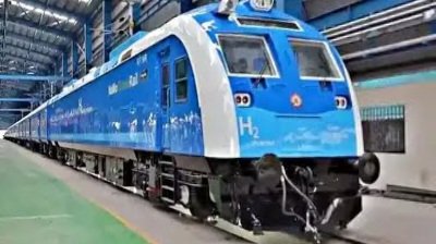 देश में दौड़ेगी ‘ग्रीन सुपर ट्रेन’, बिना धुआं छोड़े 105 किमी/घंटा की रफ्तार से भरेगी उड़ान
