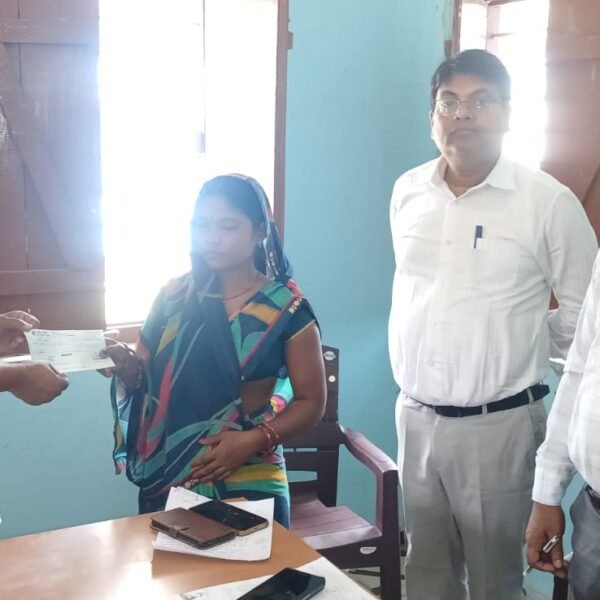 विभूतिपुर में विधायक अजय कुमार ने किया जन&hellip;