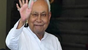 दिल्ली कूच के साथ सियासी भूचाल: नीतीश का&hellip;