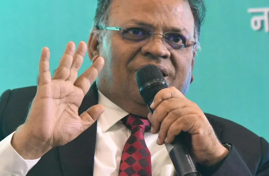 हर बूंद की लड़ाई; होर्मुज…