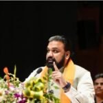 छोटे भाई से सत्ता के सरताज तक: बिहार में पहली बार BJP का CM, सम्राट चौधरी के सिर सजा ताज