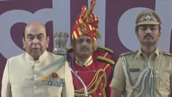 बिहार में सत्ता परिवर्तन के साथ बदली परंपरा: शपथ समारोह में इतिहास रचा गया, वंदे मातरम् के सभी अंतरे से गूंज उठा समारोह