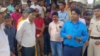 फोरलेन के लिए ‘अंतिम चेतावनी’ मीरगंज-धमदाहा में अतिक्रमण पर चलेगा प्रशासन का बुलडोजर