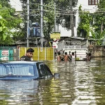 तूफानी कहर: पेड़ की डाली बनी काल, युवक की मौत… असम में बारिश और बाढ़ से मचा हाहाकार