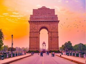 दिल्ली तपने को तैयार: 42°C की दहलीज पर&hellip;
