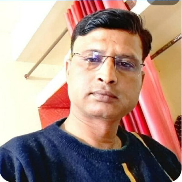 अपने अतीत और कभी वर्तमान से