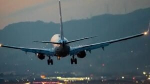 जंग के साए से बाहर निकलता ईरान: 2&hellip;