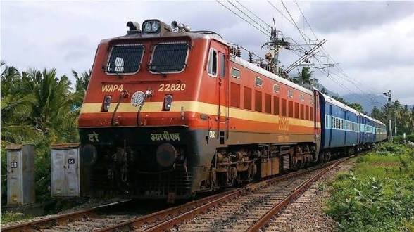 गर्मी में रेल का बड़ा तोहफा: पूर्णिया से दिल्ली तक स्पेशल ट्रेन शुरू, यात्रियों को मिली राहत
