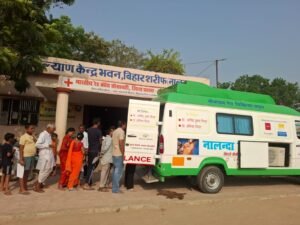 मुफ्त इलाज शिविर में उमड़ी भीड़, 155 मरीजों&hellip;