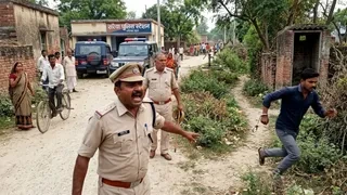 हथकड़ी में ही आरोपी फरार: सरैया थाना से पुलिस को चकमा, सुरक्षा पर उठे गंभीर सवाल