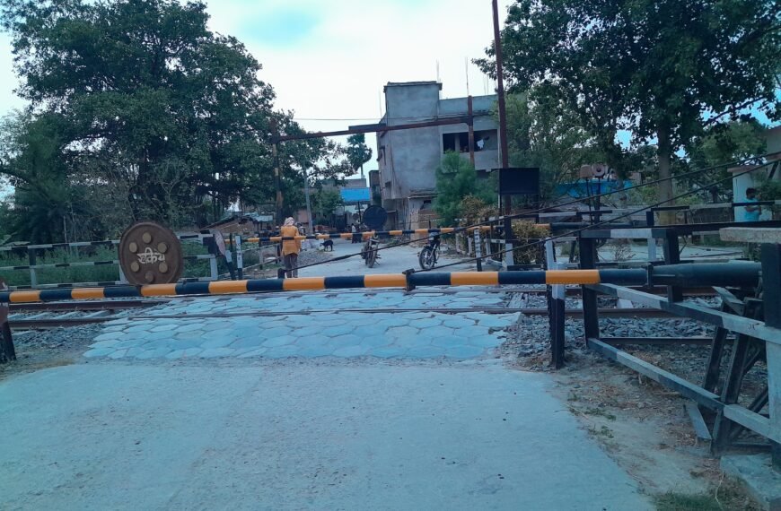 अब फाटक पर तीसरी आंख का पहरा: समस्तीपुर रेल मंडल में 100 समपारों पर CCTV, लापरवाहों की खैर नहीं