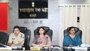 बक्सर में अफसरों पर डीएम का सख्त एक्शन,&hellip;