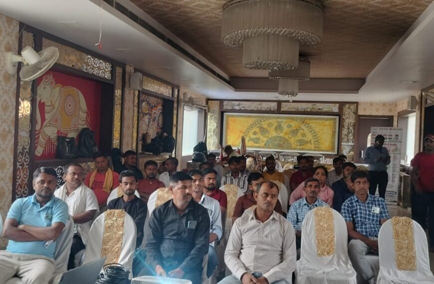 अब ट्रेन में नहीं मिलेगा बासी खाना: रेलवे का बड़ा अभियान, 18 वेंडरों को दी गई विशेष ट्रेनिंग