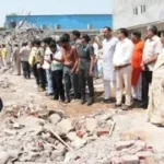 साकेत के पास मौत का मलबा: इमारत ढहने पर बड़ी कार्रवाई, एमसीडी के दो अधिकारी सस्पेंड