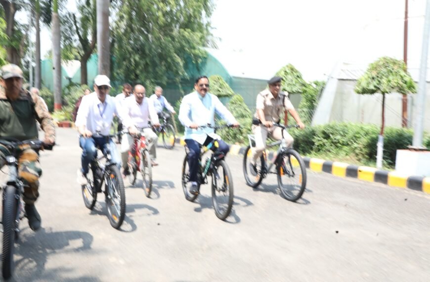 सबौर कृषि विश्वविद्यालय में दिखा ग्रीन मिशन का जुनून, कुलपति से लेकर कर्मचारी तक साइकिल और पैदल पहुंचे दफ्तर