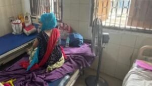 समस्तीपुर सदर अस्पताल बना तंदूर: मरीज हाथ पंखा&hellip;