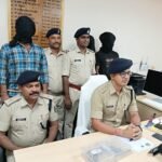 बड़ी वारदात से पहले पुलिस का शिकंजा: हथियारों के साथ तीन कुख्यात अपराधी दबोचे गए, इलाके में मचा हड़कंप