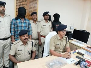 बड़ी वारदात से पहले पुलिस का शिकंजा: हथियारों&hellip;