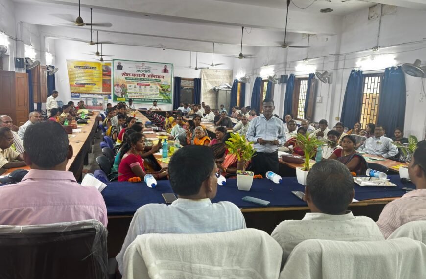 खेत बचाओ, भविष्य बचाओ का बिगुल, नालंदा में किसानों को चेताया गया—मिट्टी बची तो बचेगी खेती
