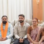 क्रिकेटर आकाशदीप के घर पहुंचे मुख्यमंत्री सम्राट चौधरी: विवाह से पहले दिया आशीर्वाद, गांव में उमड़ी भीड़