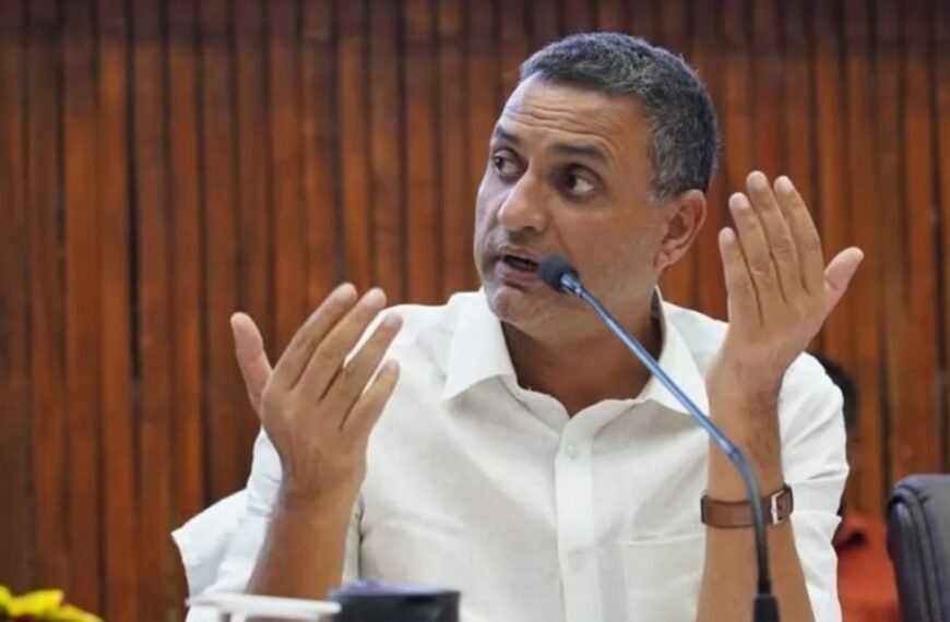30 हजार करोड़ के टेंडर घोटाले का विस्फोटक दावा: RJD सांसद ने नौ IAS अधिकारियों पर साधा निशाना, सरकार पर उठाए बड़े सवाल