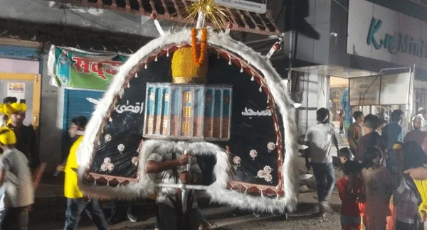 आधी रात तक हाई अलर्ट: कड़ी सुरक्षा के&hellip;