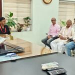 बिना पैसे नहीं होता काम की गूंज से हिला समाहरणालय: जनता दरबार में भ्रष्टाचार के आरोपों पर डीएम सख्त, कई मामलों की जांच के आदेश