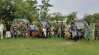 भारत-नेपाल सीमा पर तस्करों पर एसएसबी का शिकंजा: 70 बकरियां, 5 वाहन जब्त, 7 तस्कर गिरफ्तार