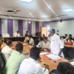 दलित-आदिवासी उत्पीड़न मामलों पर सख्त हुआ प्रशासन, एसडीओ ने दिया त्वरित कार्रवाई का अल्टीमेटम