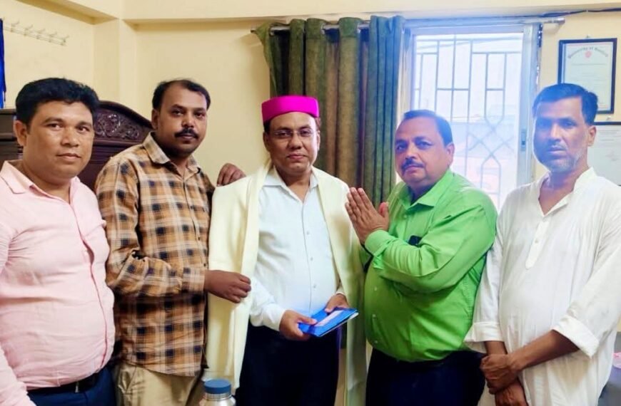 डॉक्टर्स डे पर समस्तीपुर में चिकित्सकों पर बरसे फूल