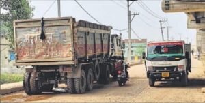 टोल बचाने के लिए मौत से खेल: एनएच-20&hellip;