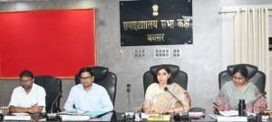 जनता दरबार में गूंजीं 42 शिकायतें: डीएम ने&hellip;