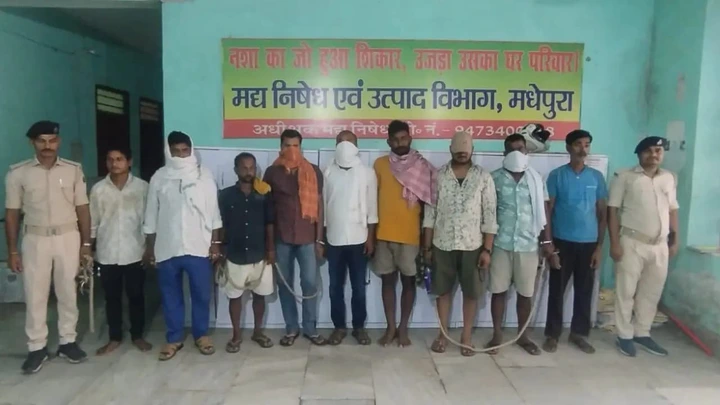 BRC भवन में शराब पार्टी का भंडाफोड़: शिक्षा विभाग में मचा हड़कंप, तीन गिरफ्तार, ताबड़तोड़ निलंबन