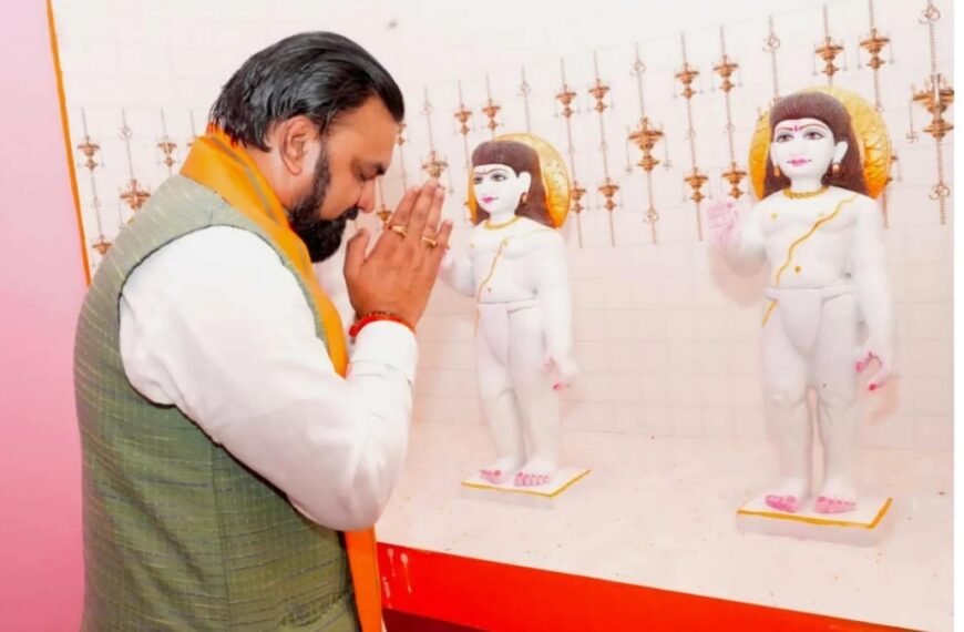 24 अवतार धाम में करोड़ों की सनसनीखेज चोरी: 200 साल पुरानी रामलला की अष्टधातु मूर्ति गायब, दानपेटियां भी साफ