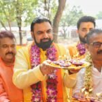 भक्ति में झुके मुख्यमंत्री, झाड़ू लगाकर और रथ की रस्सी खींचकर कराया भगवान जगन्नाथ की भव्य रथयात्रा का शुभारंभ