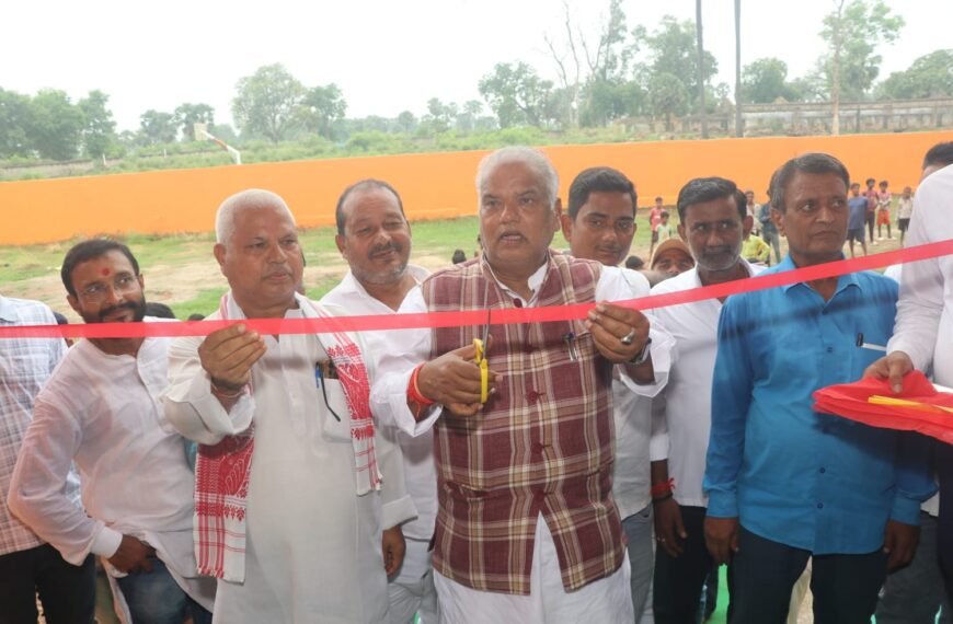 गुरुशरणपुर को मिली शिक्षा की नई उड़ान: मंत्री श्रवण कुमार ने किया हाईटेक मॉडल स्कूल का उद्घाटन, गांव के बच्चों के लिए खुले सफलता के नए द्वार