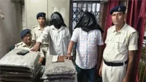 30.4 किलो गांजा के साथ दो तस्कर गिरफ्तार,&hellip;