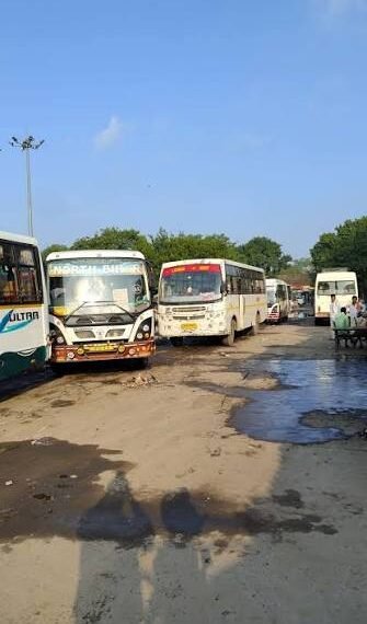 निजी बसों की मनमानी पर लगेगी लगाम, मुजफ्फरपुर से दिल्ली-रांची समेत कई राज्यों के लिए दौड़ेंगी सरकारी बसें