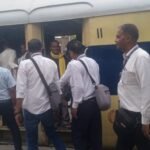 तारेगना स्टेशन पर लाल गाड़ी का शिकंजा: 252 बेटिकट यात्री पकड़े, ₹1.24 लाख से अधिक जुर्माना वसूला