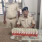 समस्तीपुर रेलवे स्टेशन पर संदिग्ध झोलों से निकली विदेशी शराब, कार्रवाई जारी