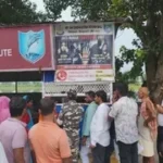 नेपाल बॉर्डर पर सुरक्षा का शिकंजा: मोबाइल में आधार दिखाने पर एंट्री बंद, हर यात्री की फेस स्क्रीनिंग अनिवार्य