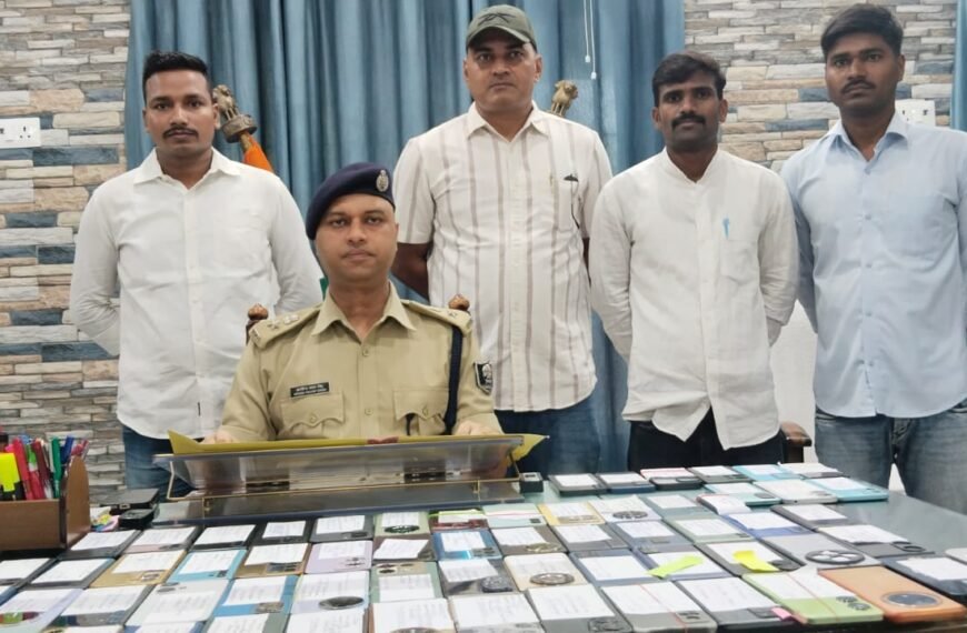 ऑपरेशन मुस्कान का बड़ा कमाल, समस्तीपुर पुलिस ने 22 लाख के 89 मोबाइल लौटाए