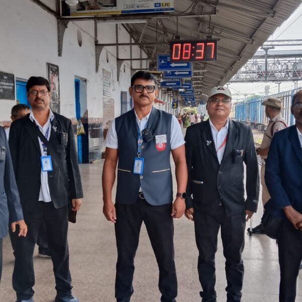 रेलवे में हाईटेक निगरानी की शुरुआत: अब टिकट&hellip;