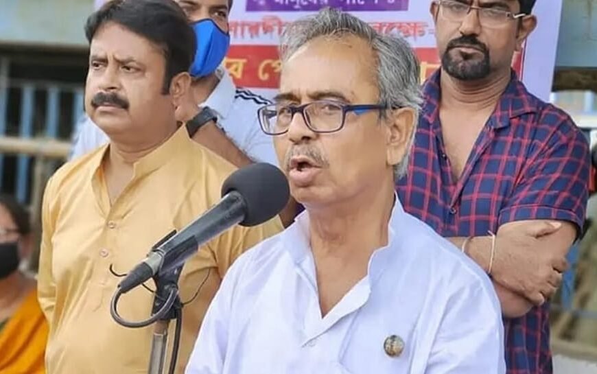 टीएमसी के पूर्व विधायक की रहस्यमय मौत से सनसनी: पार्टी कार्यालय में फंदे से लटका मिला शव, सुसाइड नोट मिलने से बढ़ा सस्पेंस