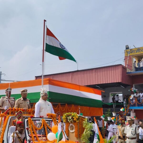 देशभक्ति के रंग में रंगा दानापुर रेल मंडल:…