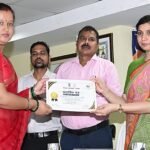 विश्व उद्यमिता दिवस पर बक्सर से स्टार्टअप को मिली नई उड़ान, डीएम साहिला ने युवाओं को दिया स्केल-अप और ग्लोबल मार्केट से जुड़ने का मंत्र