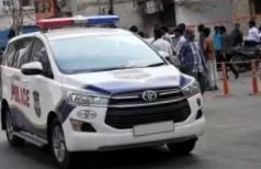 ड्यूटी छोड़ मोबाइल में मशगूल मिले पुलिसकर्मी, जमुई&hellip;