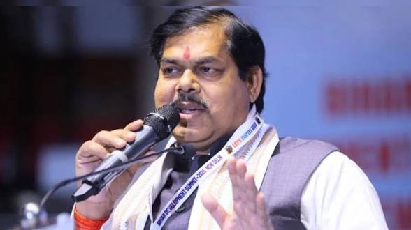 पटना में छात्रों का आंदोलन तेज: शिक्षा मंत्री&hellip;
